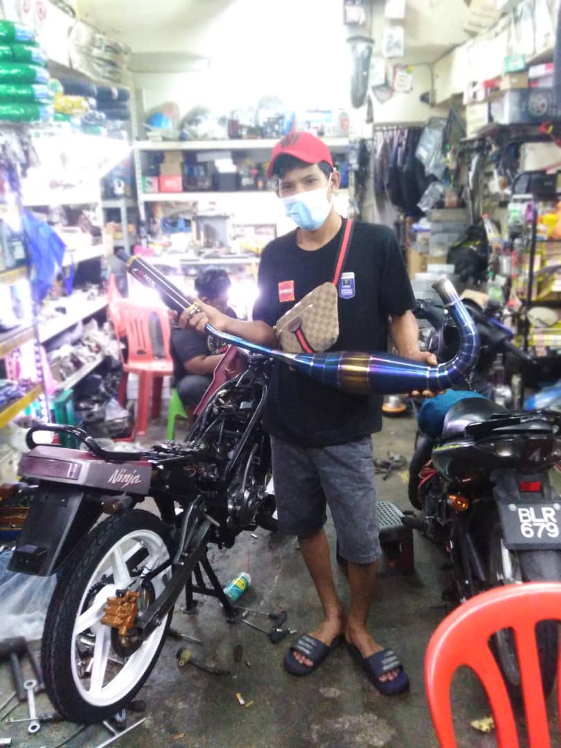 Mat Motor and Zurina Enterprise Taman Medan Cahaya — photo 3