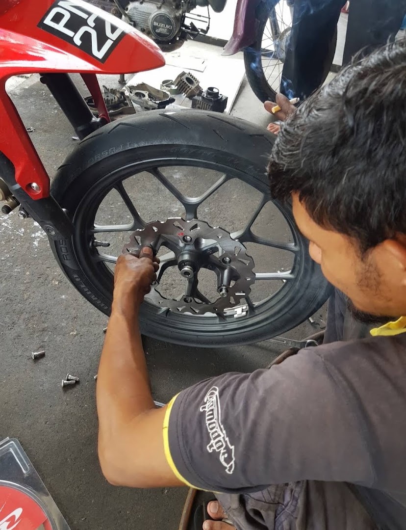 Castrol Bike Point - Sheng Hong Motor — photo 4