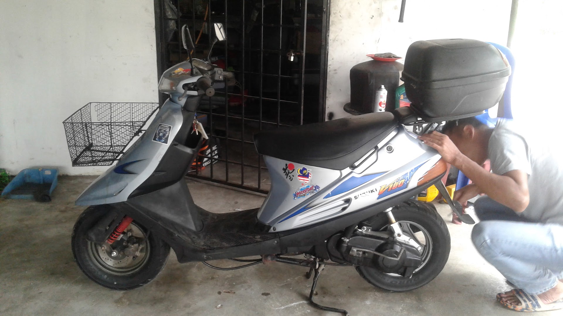 kuza garage in Tanjung Karang