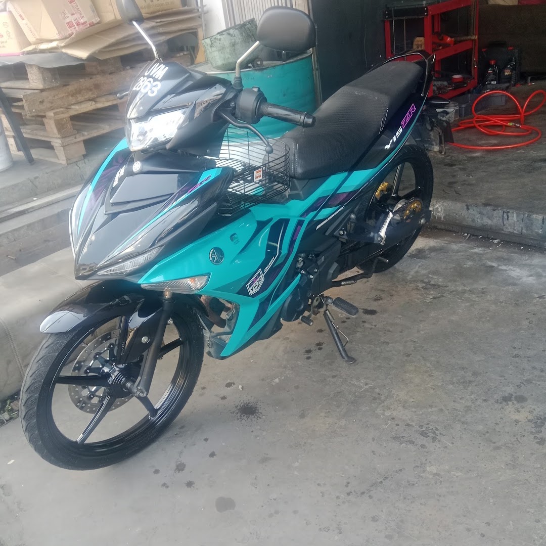 Aril motor trading & bike wash in Simpang Renggam