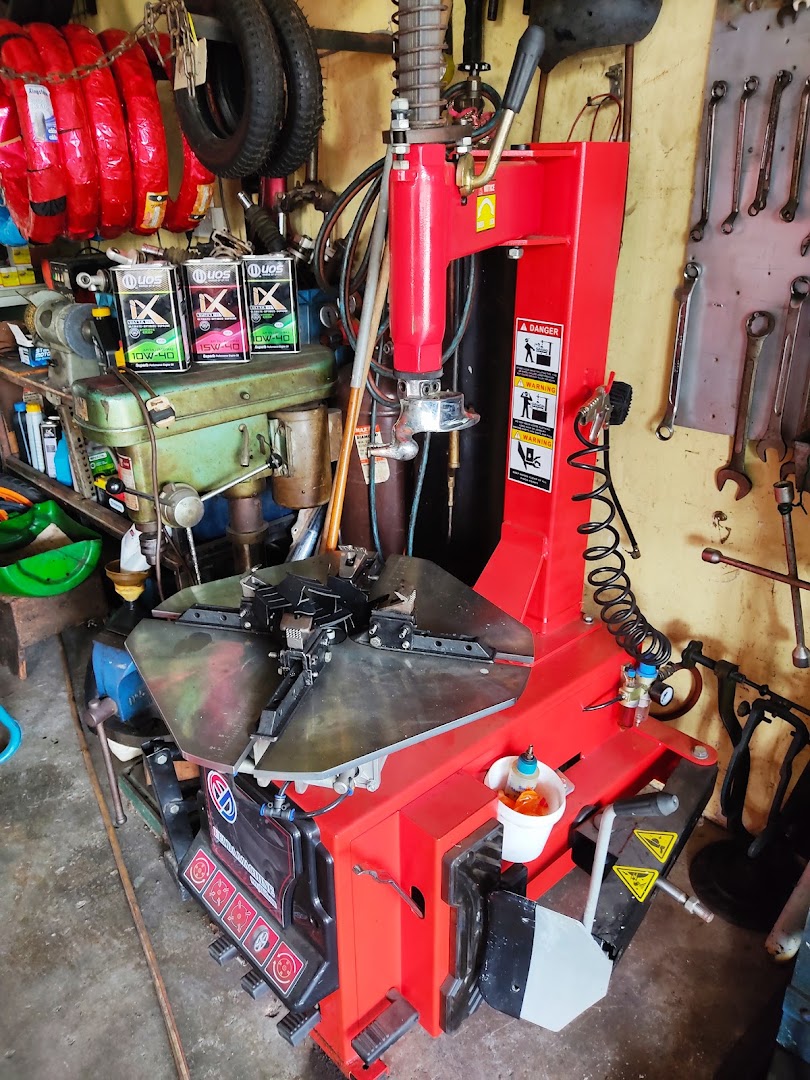 Kedai Motor Sugu #UOS ️ — photo 2