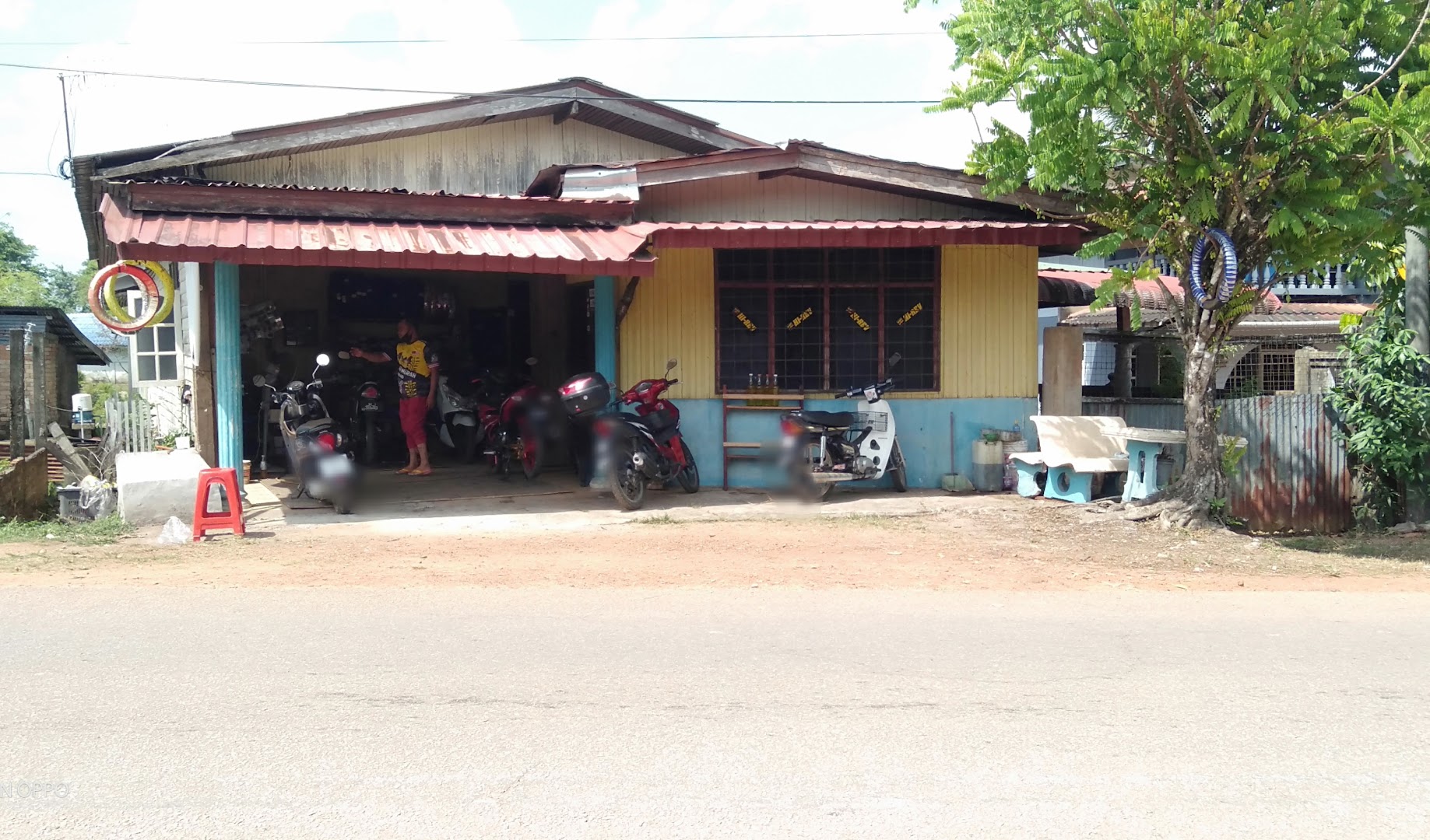 SL Speed Garage in Pasir Mas
