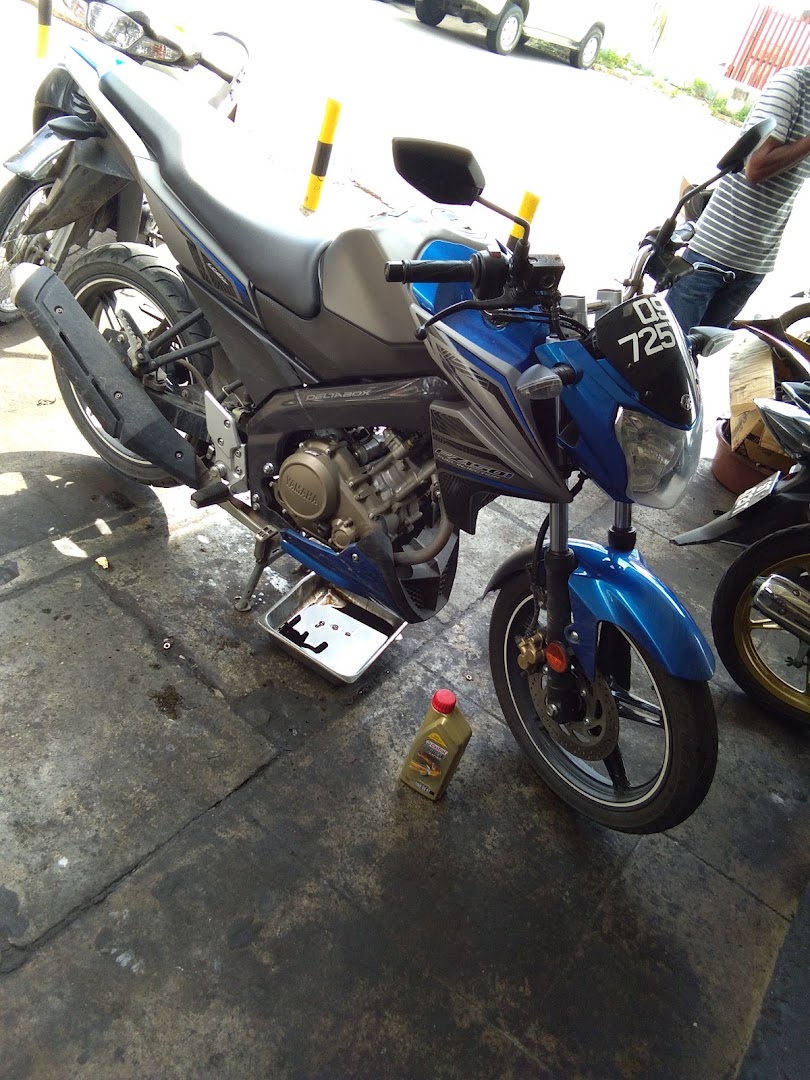 Castrol Bike Point - Kedai Motor Zoticjaya Sdn Bhd. — photo 2