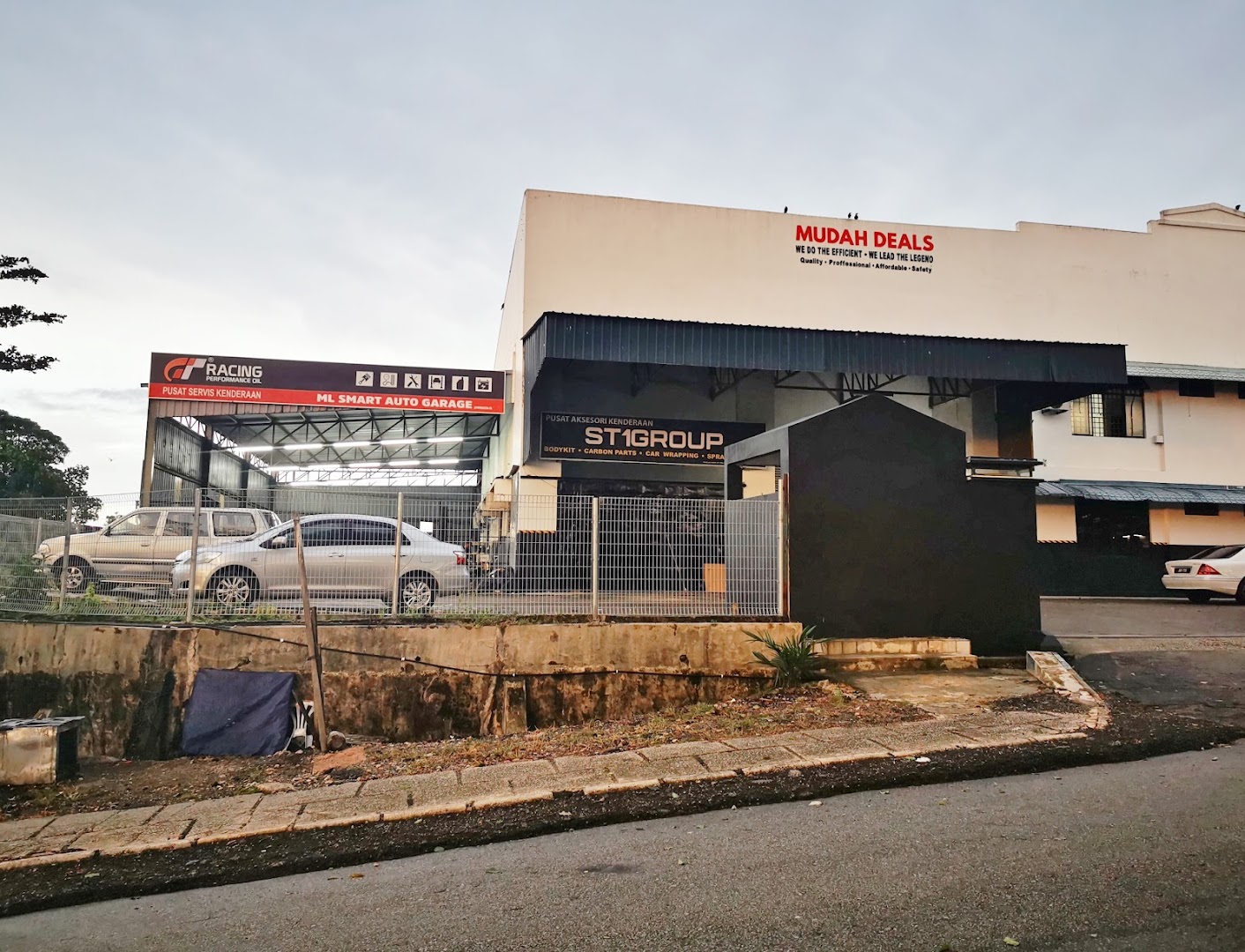 MlL Smart Auto Garage — photo 2