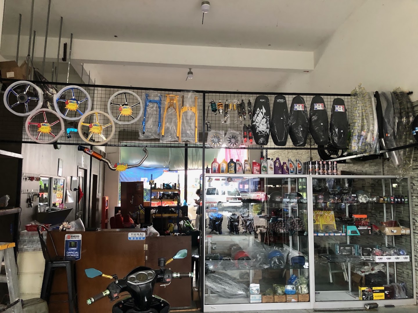 93 Motorcycle Spare Parts & Accessories — photo 3
