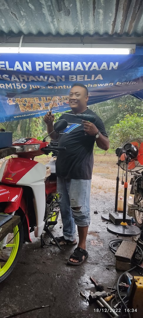 Ann workshop in Parit Raja