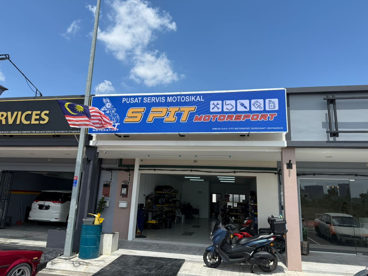 S PIT MOTORSPORT — photo 2