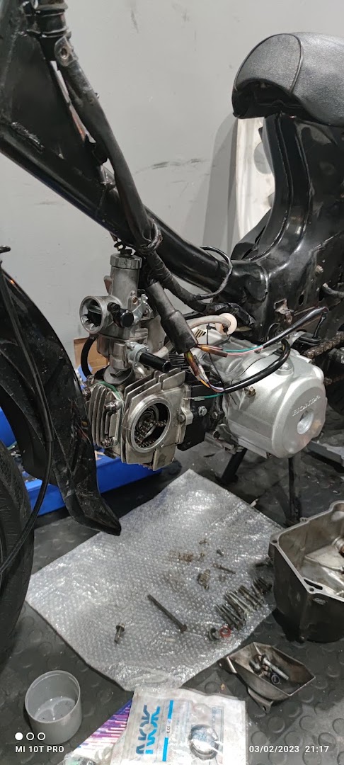 AZFI GARAGE — photo 3