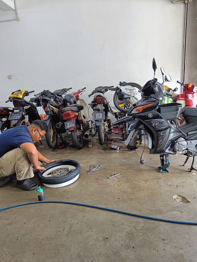 Arep Garage Motorsport — photo 2