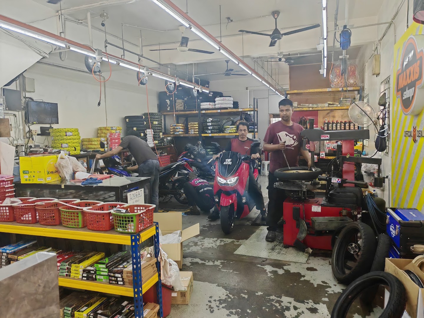 Castrol Bike Point - Double Speed Point Spare Parts & Accessories in Seremban