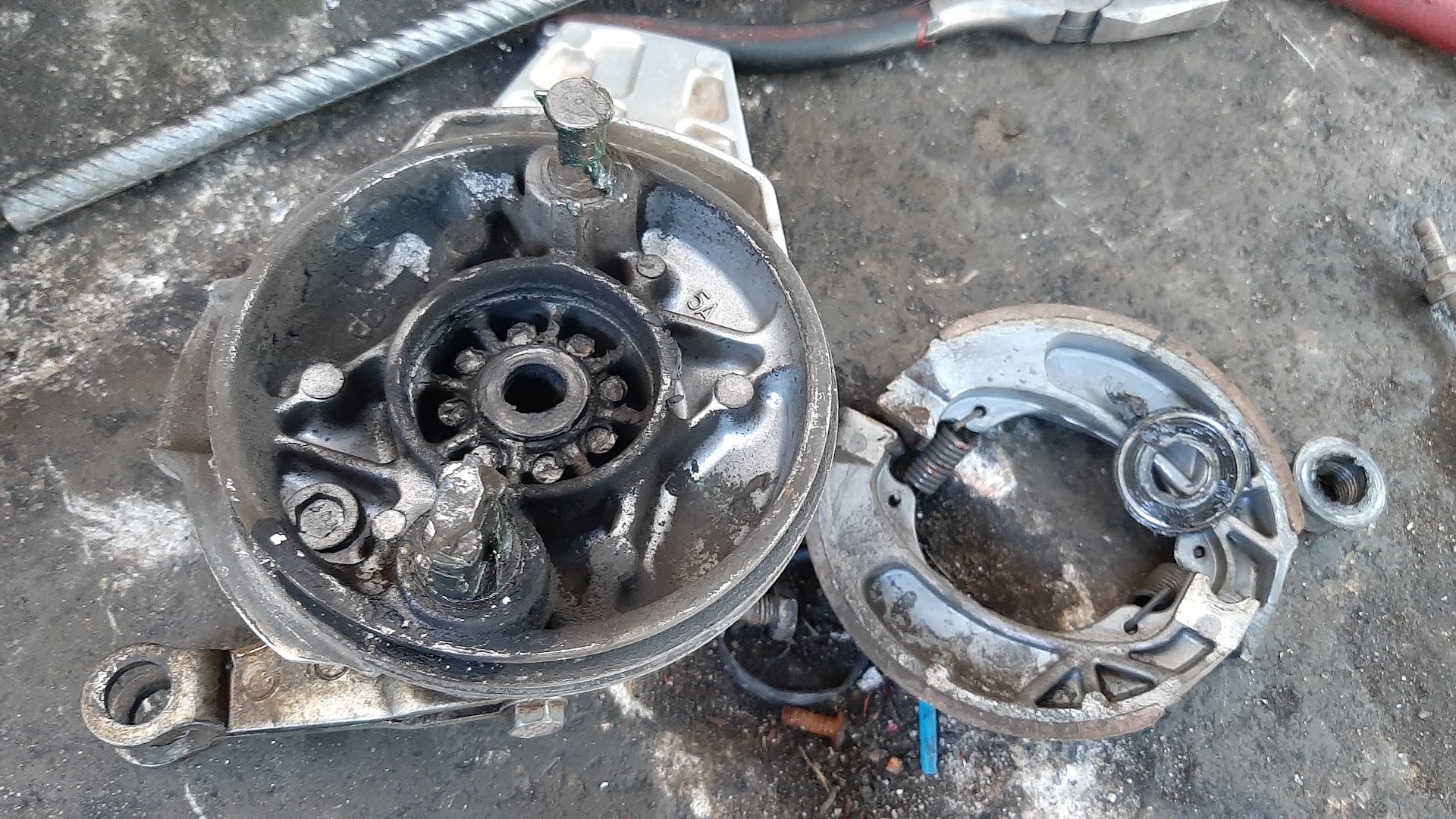 Castrol Bike Point - Ban Shen Motor Centre — photo 2