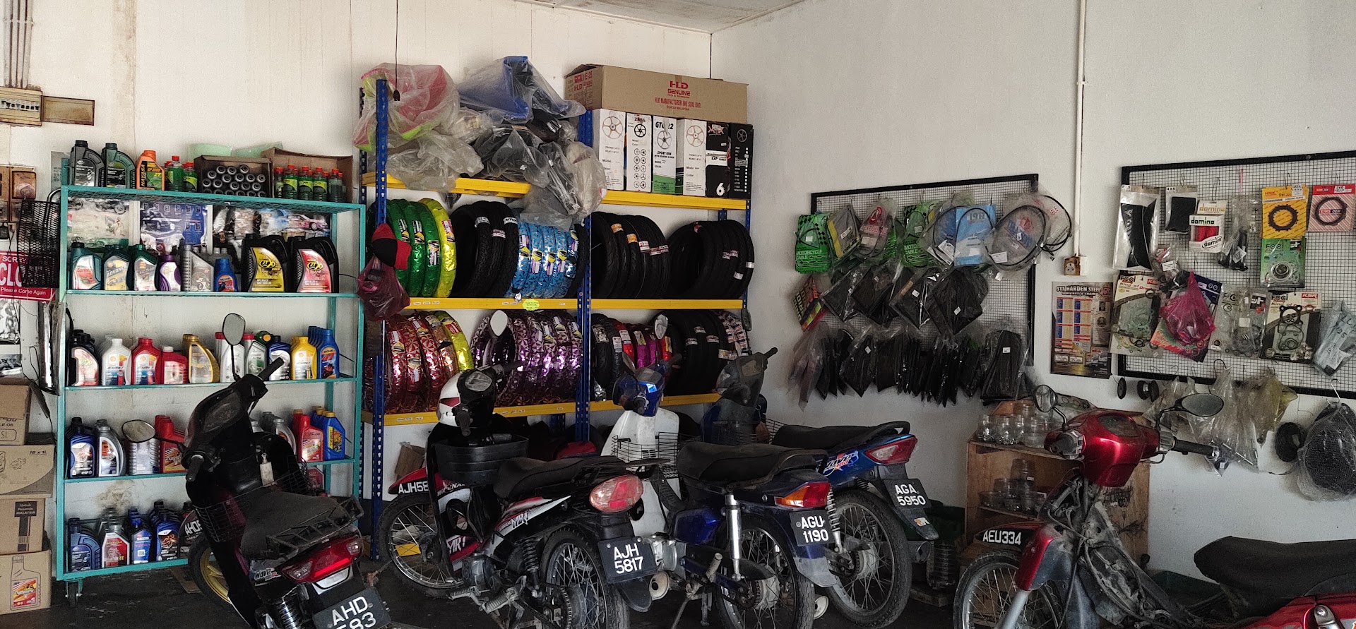 Kedai Lieza Amai Ciko workshop motor — photo 1