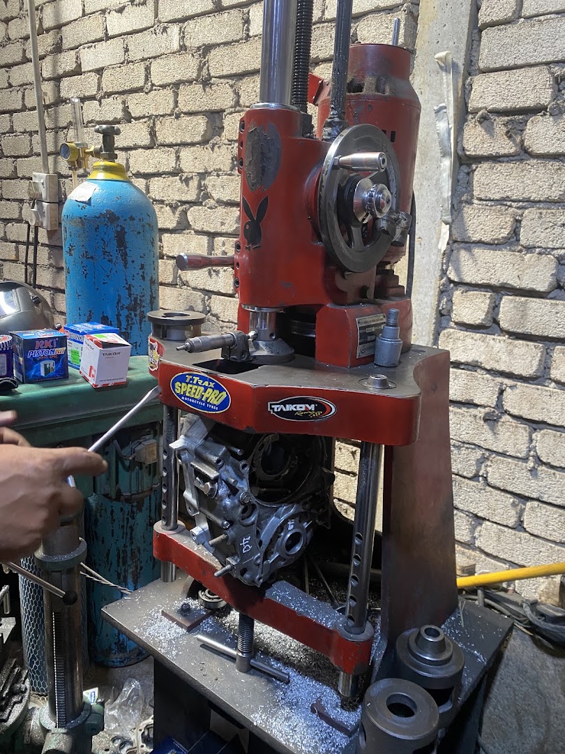 Chet Maju Motor in Gua Musang