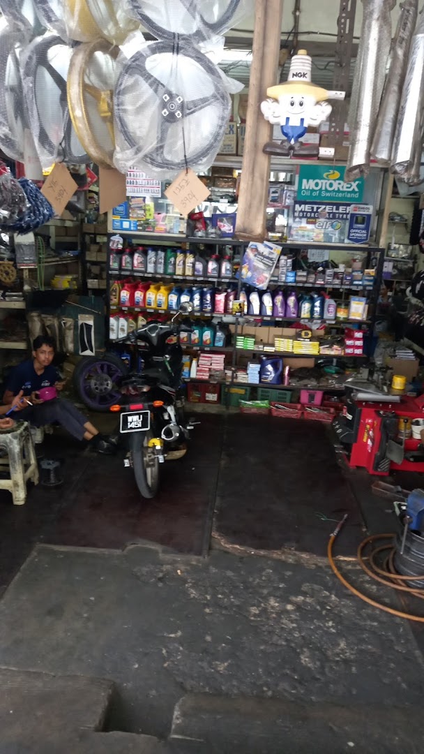 Stella motor parts &accessories in Puchong