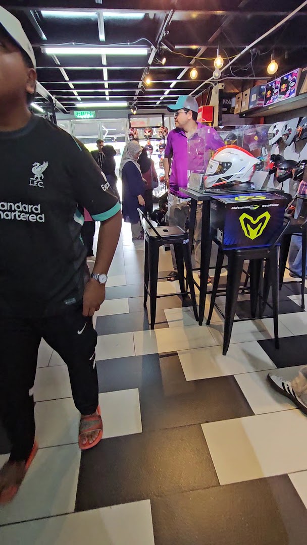 Bikerz Garaj HQ — photo 2