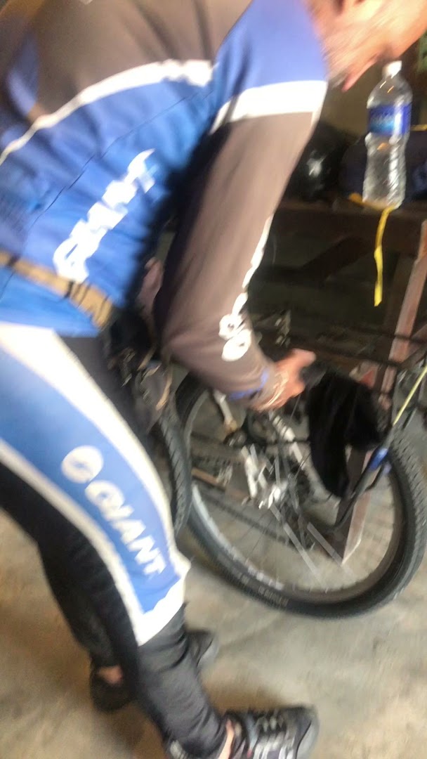 MOH MOTOR / BIKE RENTAL — photo 2