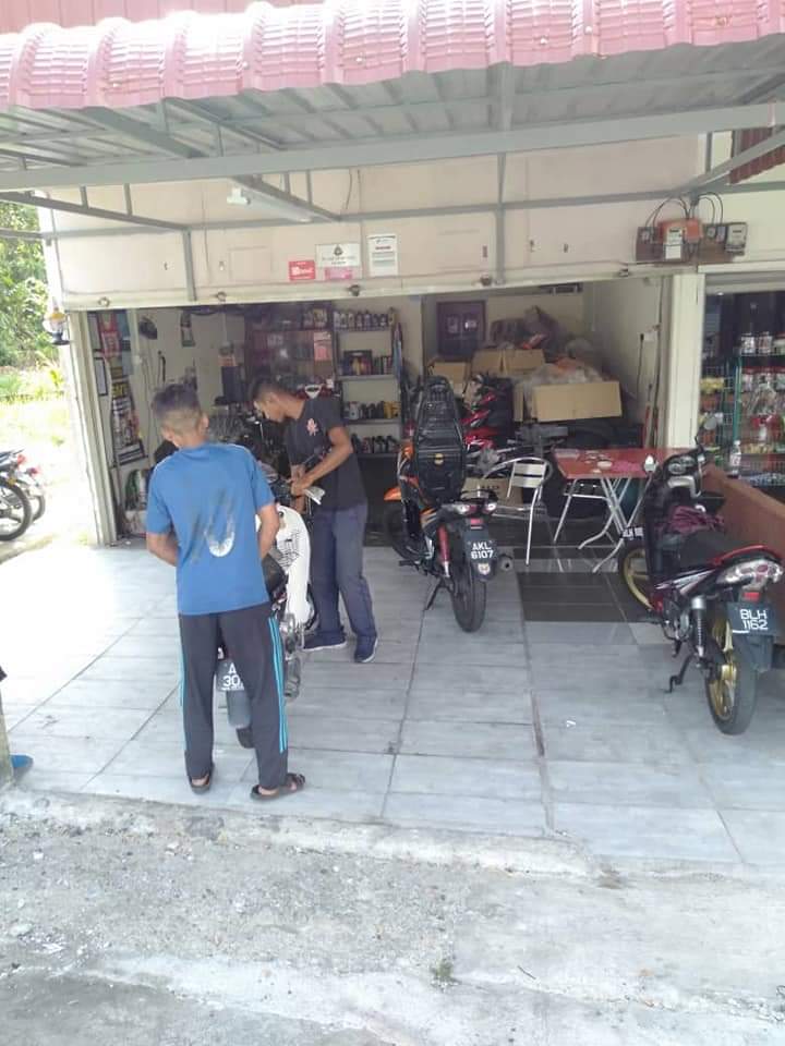 ZR Bikers Accessories & Repair — photo 4