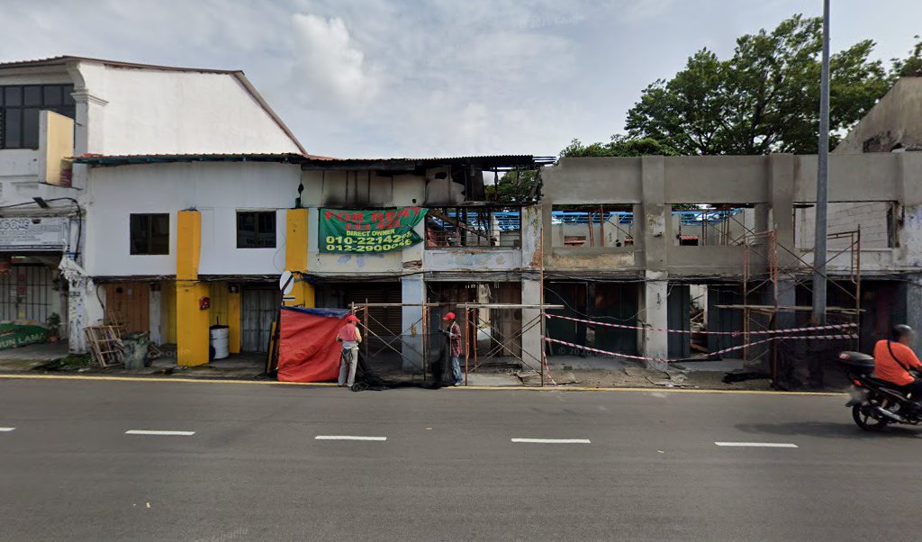 H & T Motor in George Town