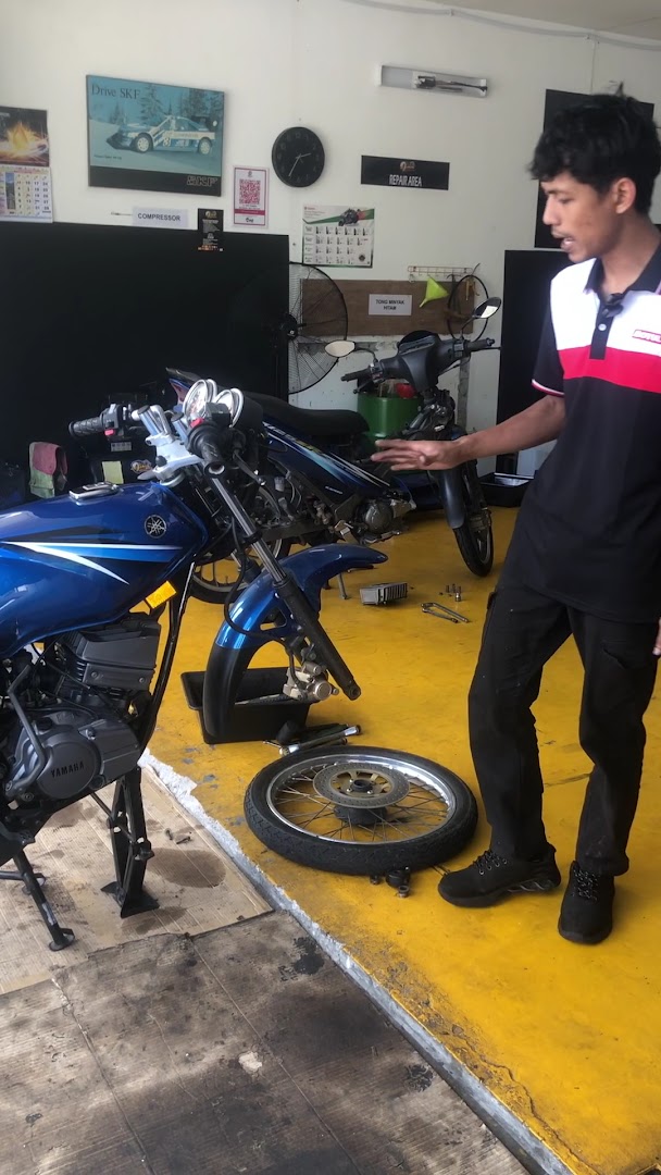AJI AMIN GARAGE — photo 2
