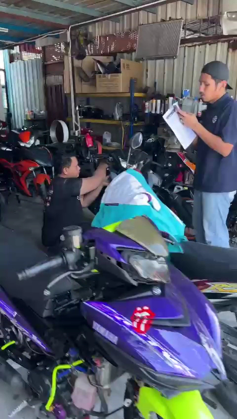 AF6 MOTORSPORT — photo 2