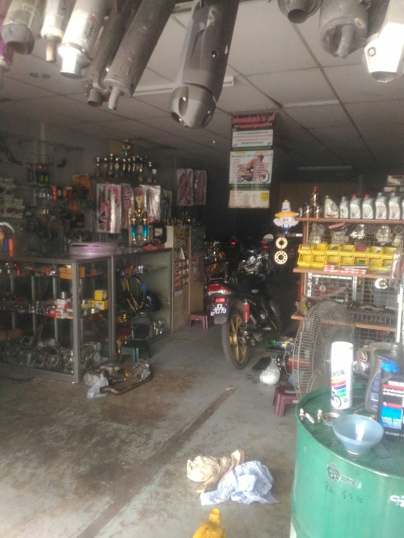 Ayie Motor • A.M. Racing — photo 2