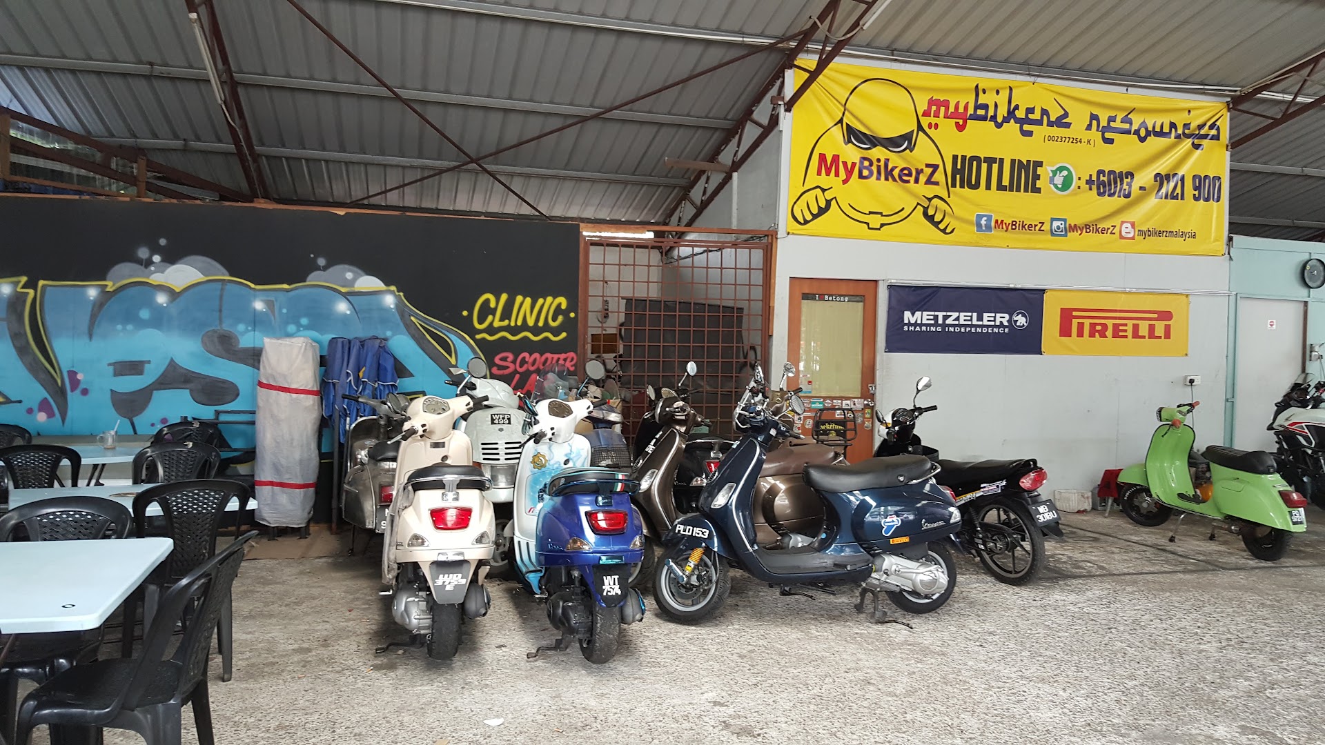 vespa clinic / scooter labs — photo 3