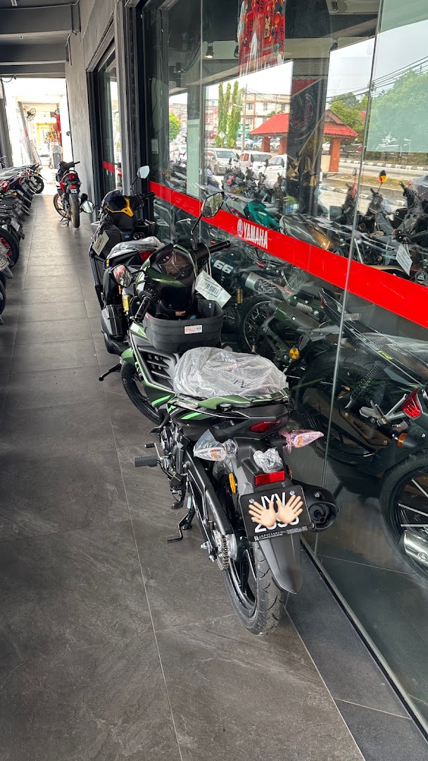 EL Chong Motor & Accessories (HQ) — photo 2
