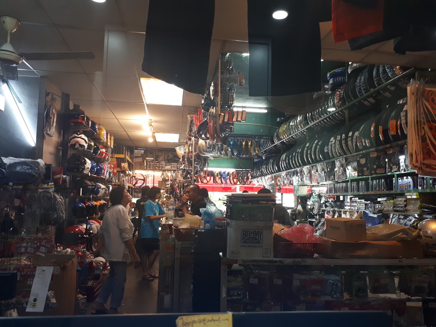 Castrol Bike Point - Motor Shop Yew Ngee — photo 2