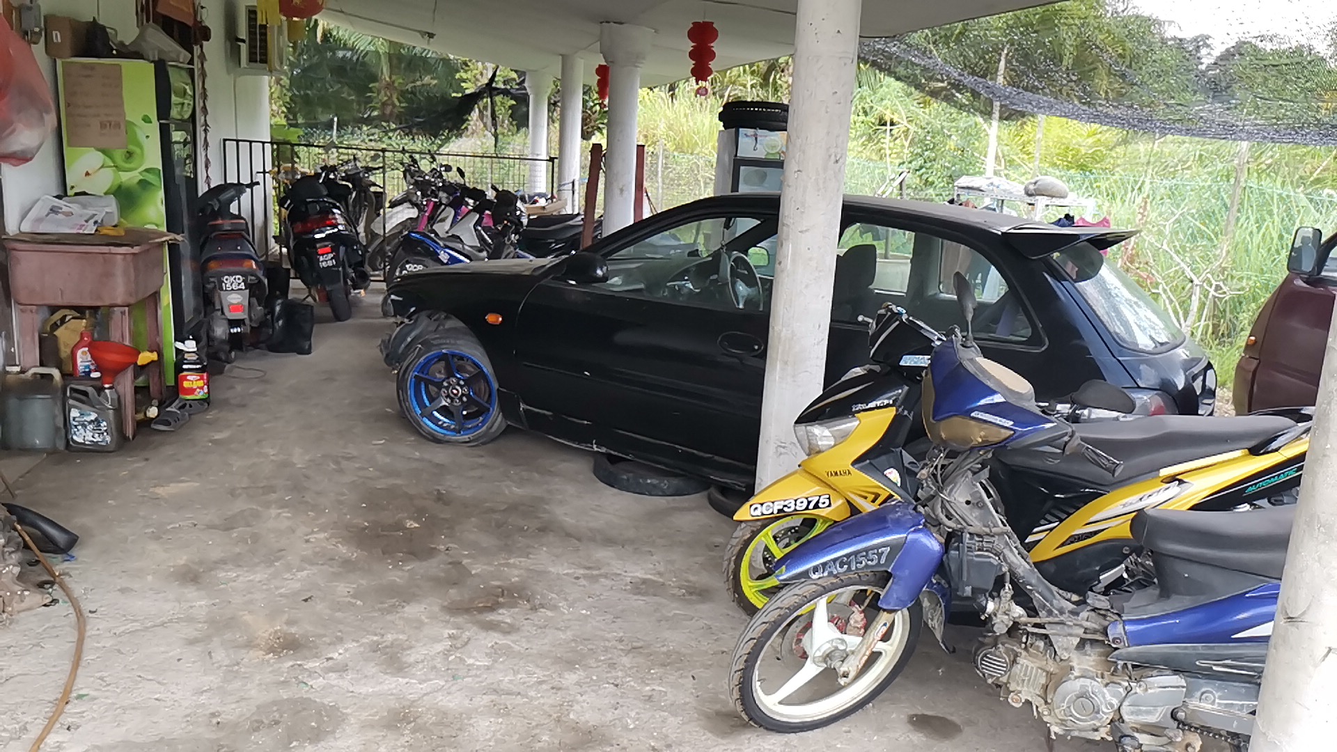 SinSoonMotor新顺摩托或汽车维修公司 in Serian