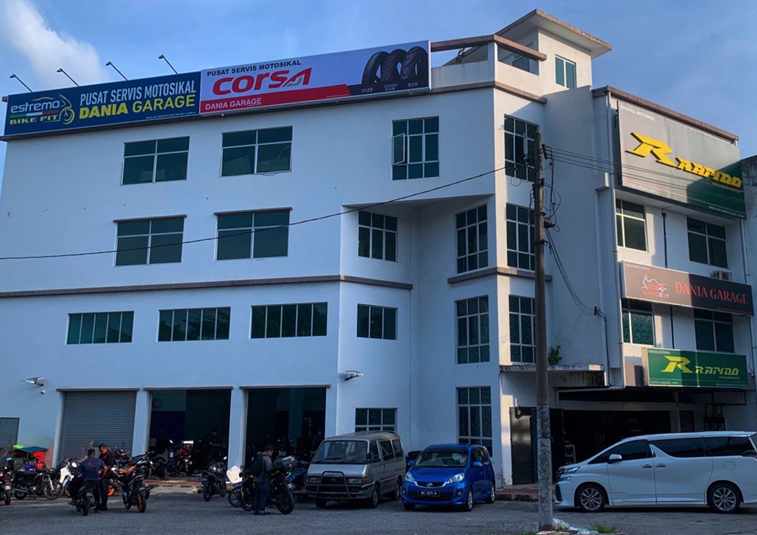 Dania Garage Empayar - Aksesori, Servis, Minyak Hitam, Repair & Tayar Motor in Kajang