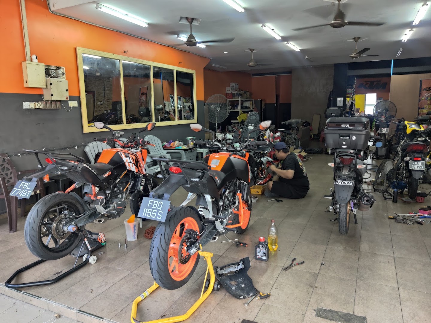 DRDUKE GARAGE ENTERPRISE — photo 3