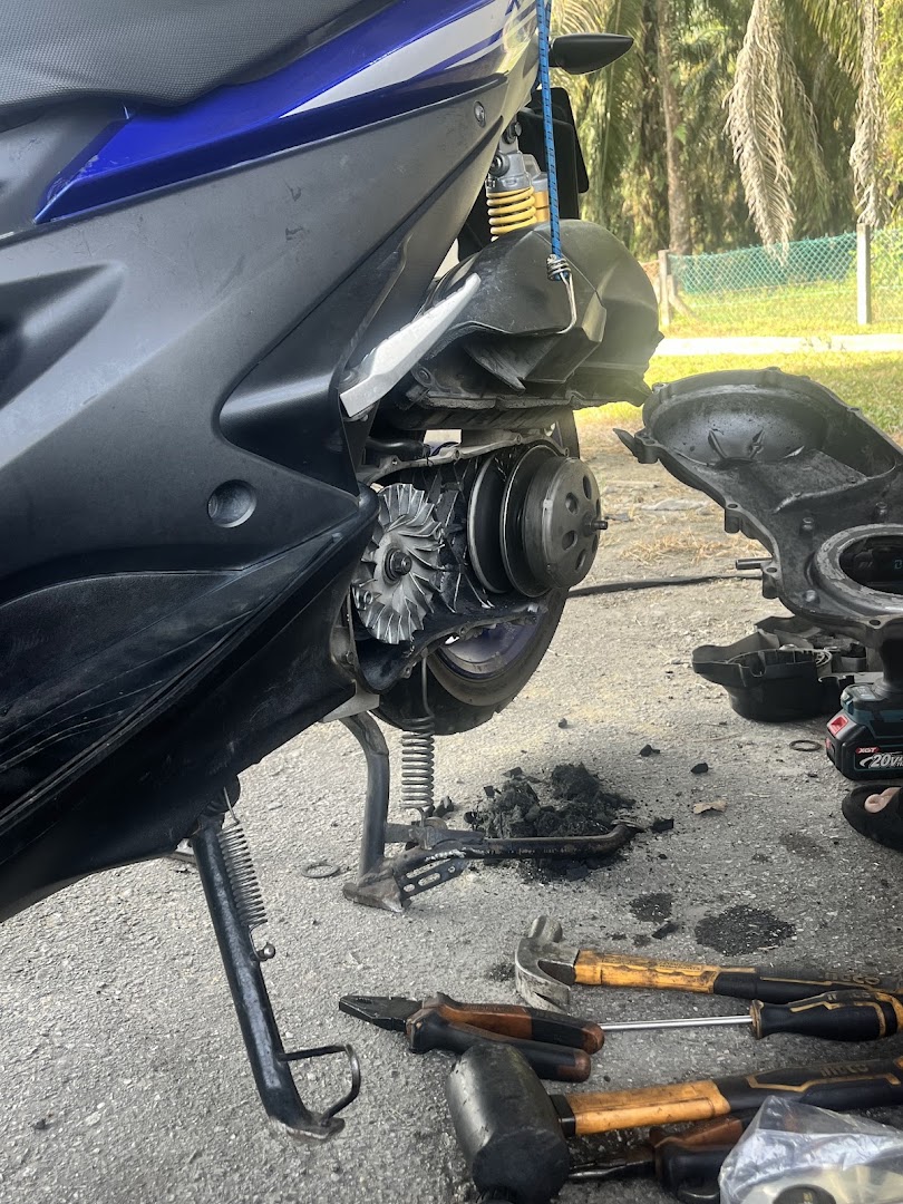 AMY_GARAGEX (AMY MOTORCYCLE) — photo 3