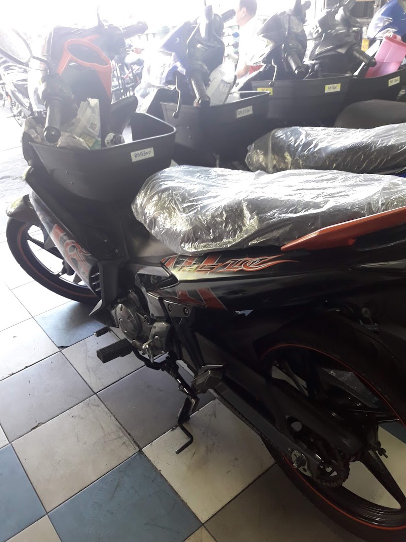 Universal Motorcycles Trading — photo 1