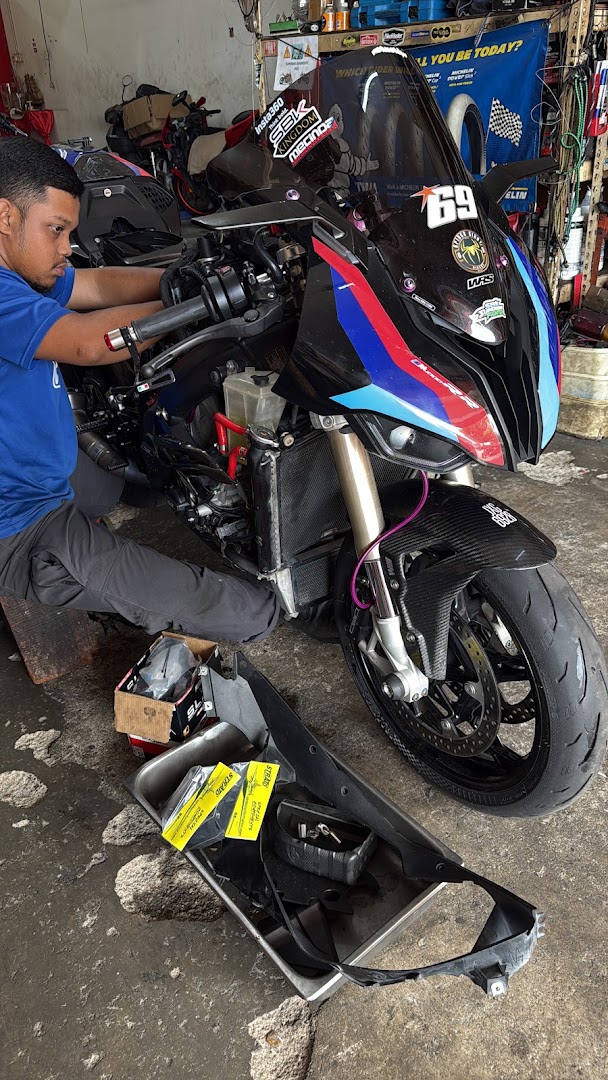Lee Cycle Superbike — photo 4