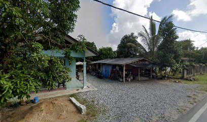 Adi Pomen in Bukit Payong