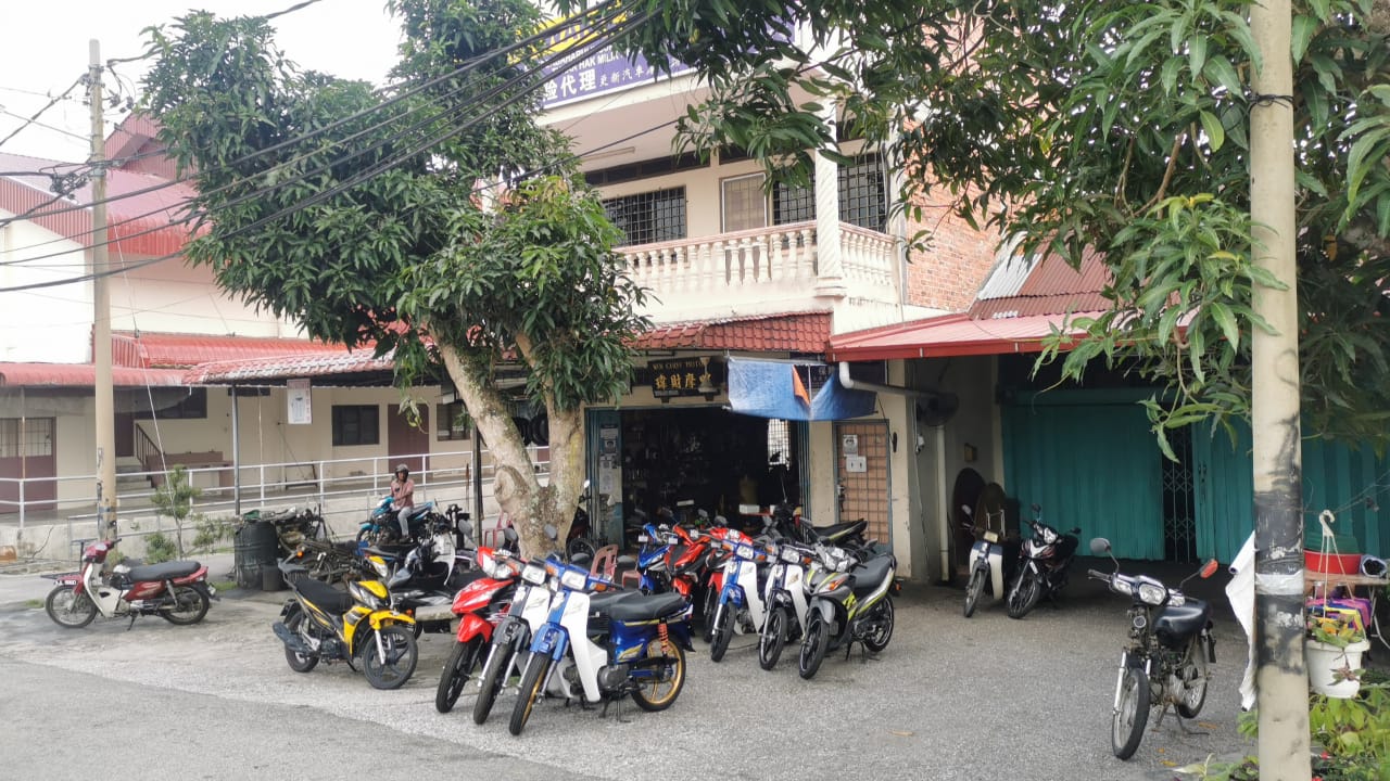 WOI CHOY MOTORS — photo 2