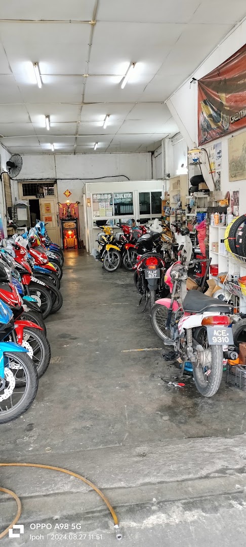 Kledang Motors 升旗山摩多 — photo 2