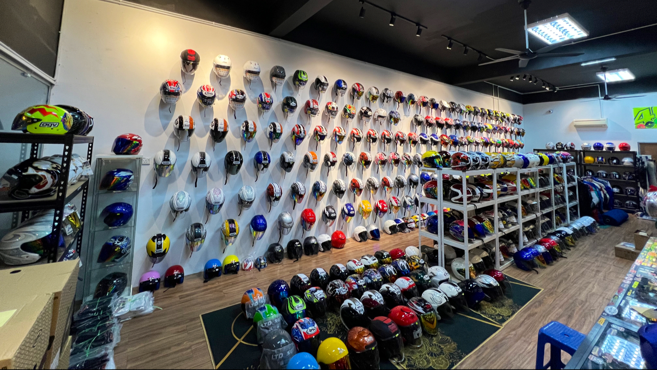 AZR GARAGE — photo 2