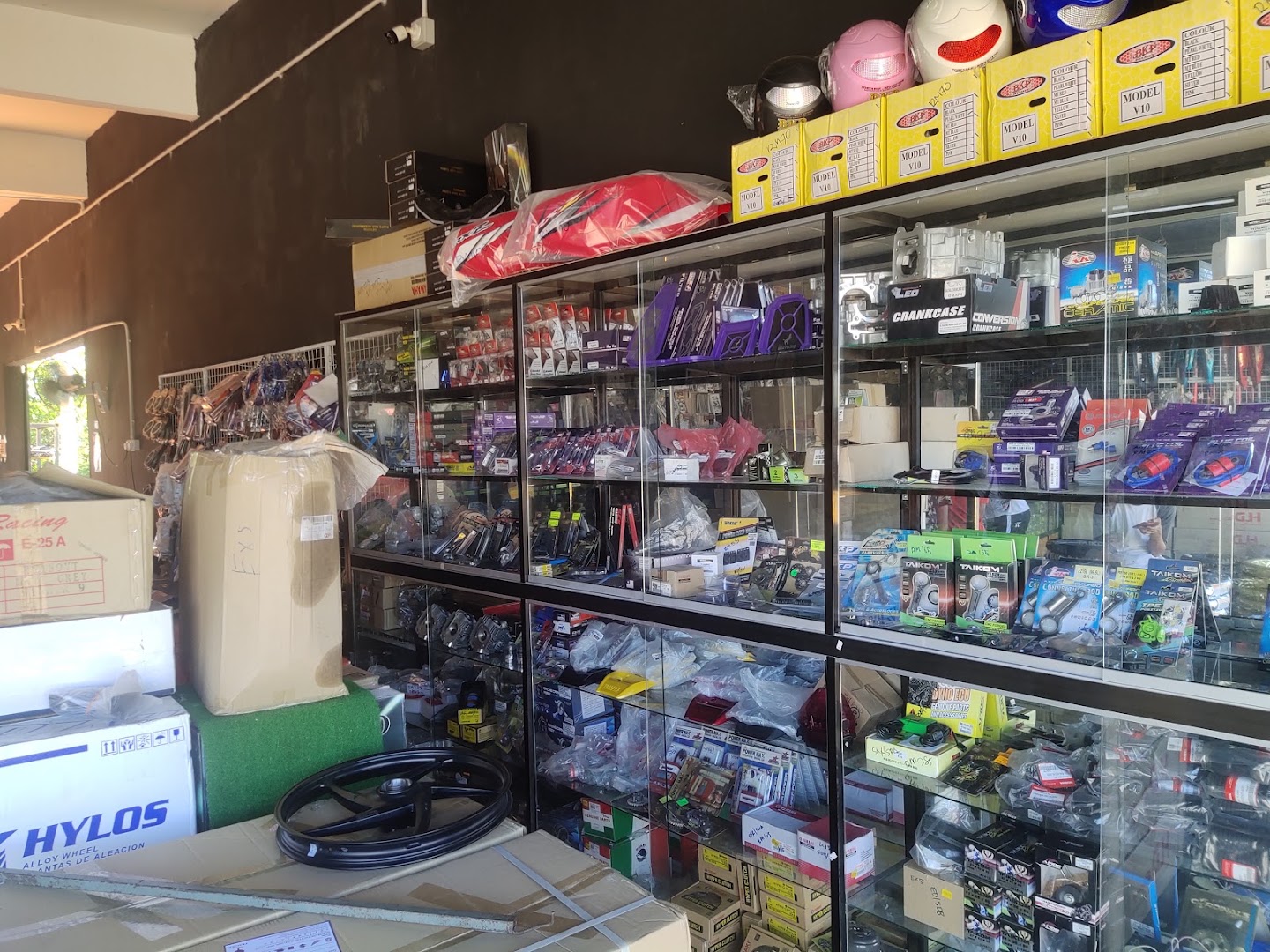 AD AZIM MOTOR KUALA BERANG — photo 3