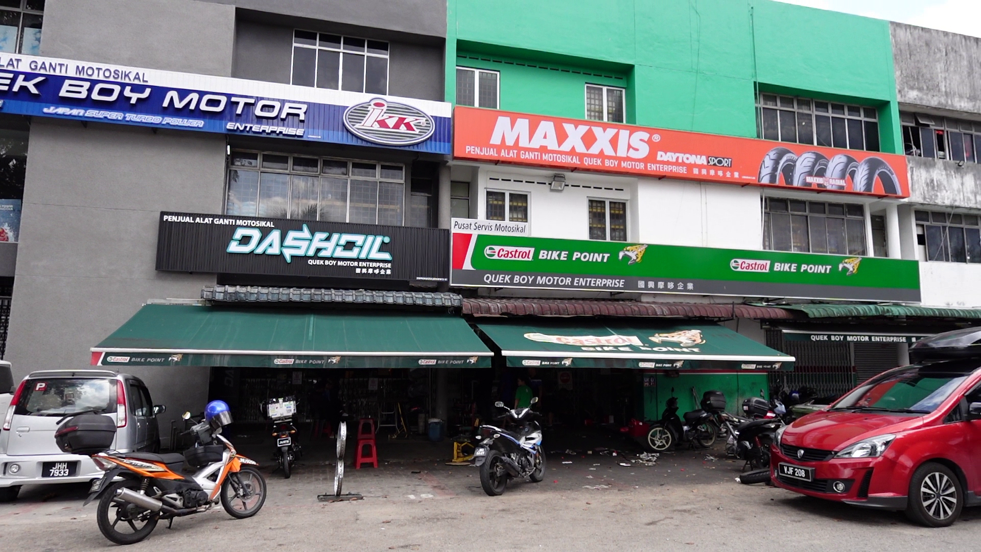 Castrol Bike Point - Quek Boy Motor Enterprise — photo 2