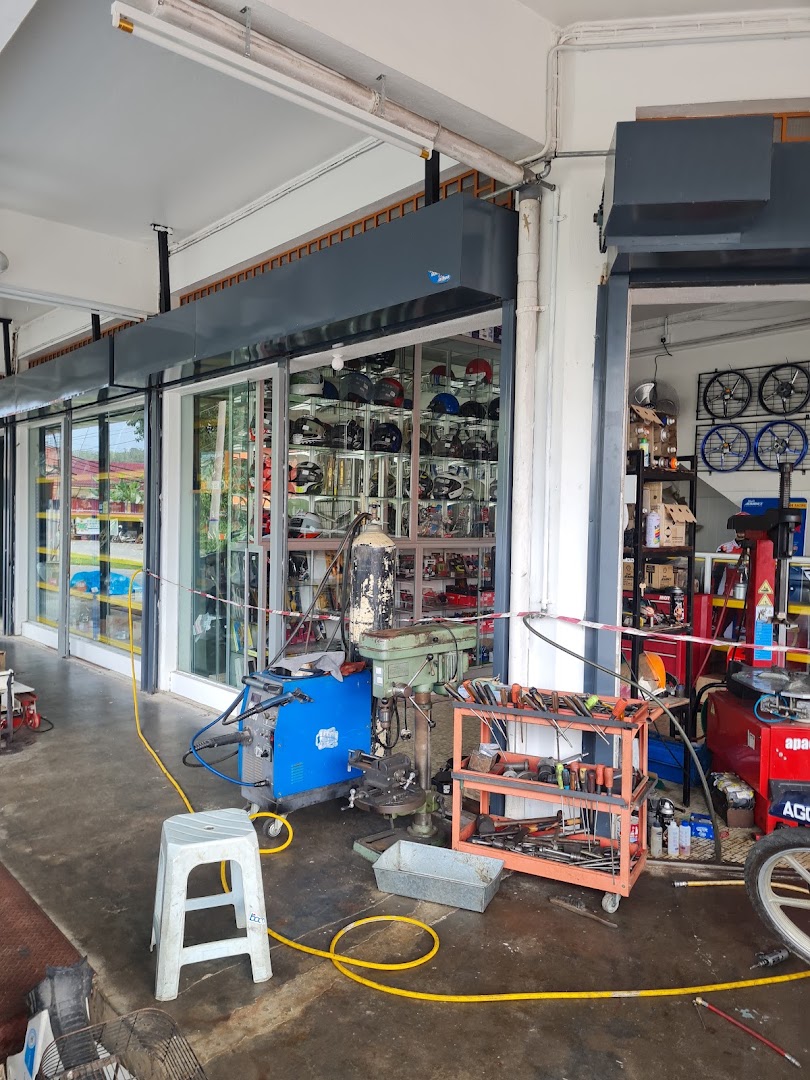 Kedai Motor Hong Sing — photo 3