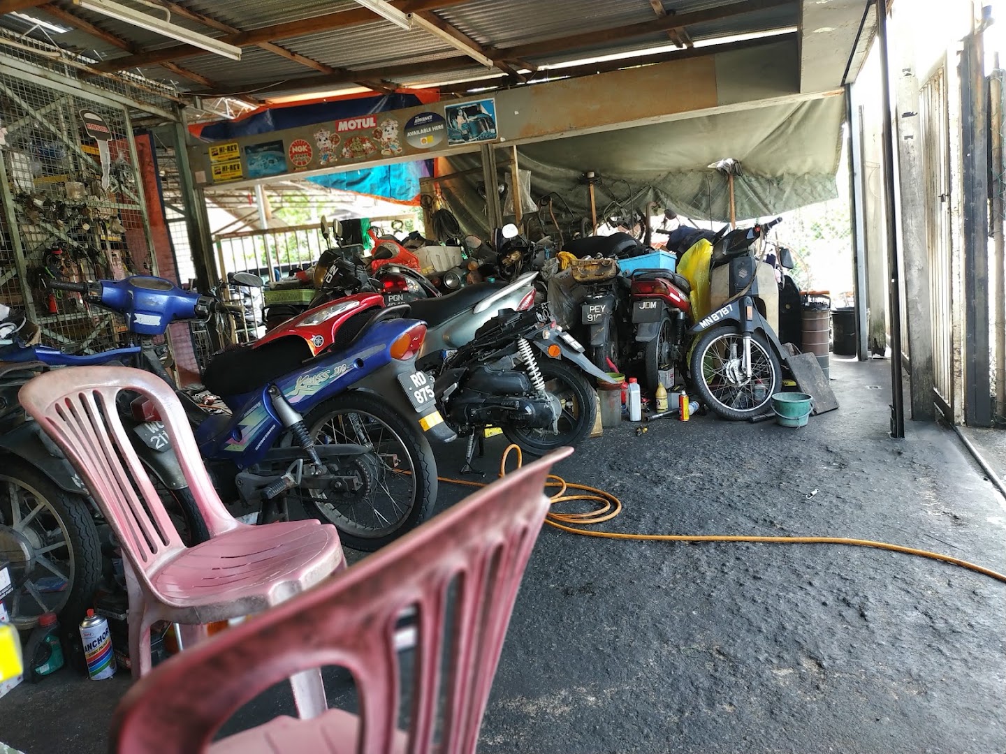 Pusat Servis Motor Keat Aun in Gelugor