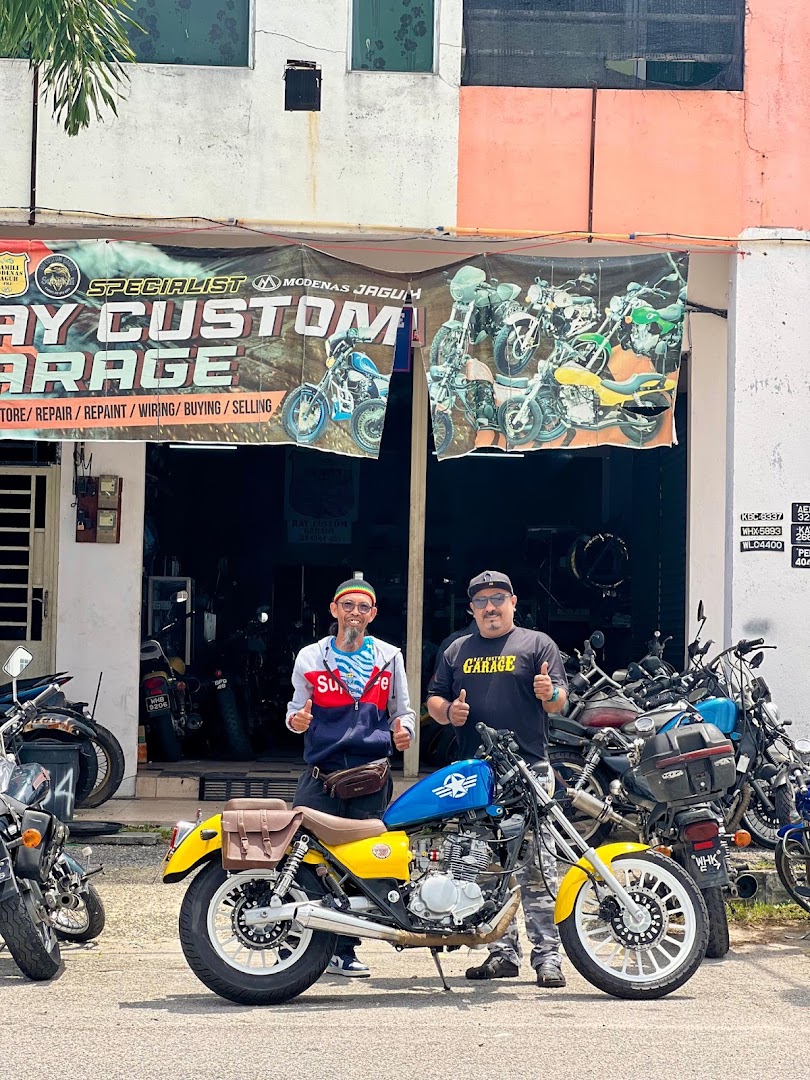 RAY CUSTOM GARAGE in Sungkai