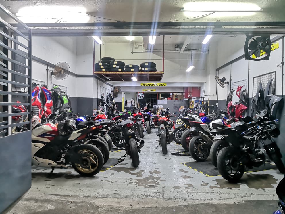 ABW-MACHINE (MOTUL) in Puchong