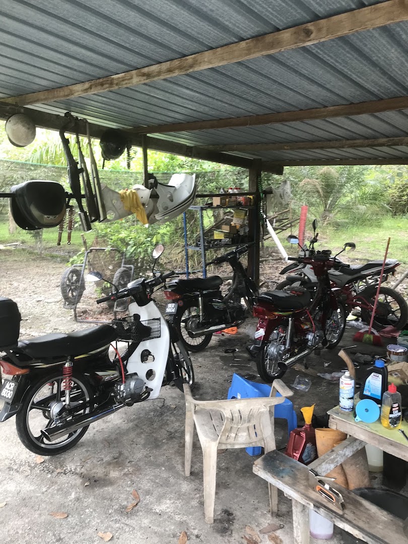 TortoiseRacingGarage in Sungai Besar