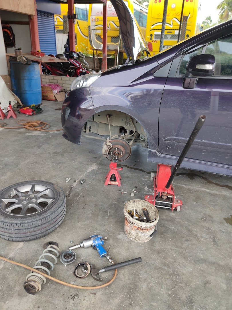 MYMJ MOTOR GARAGE(Repair&BikeWash) — photo 2