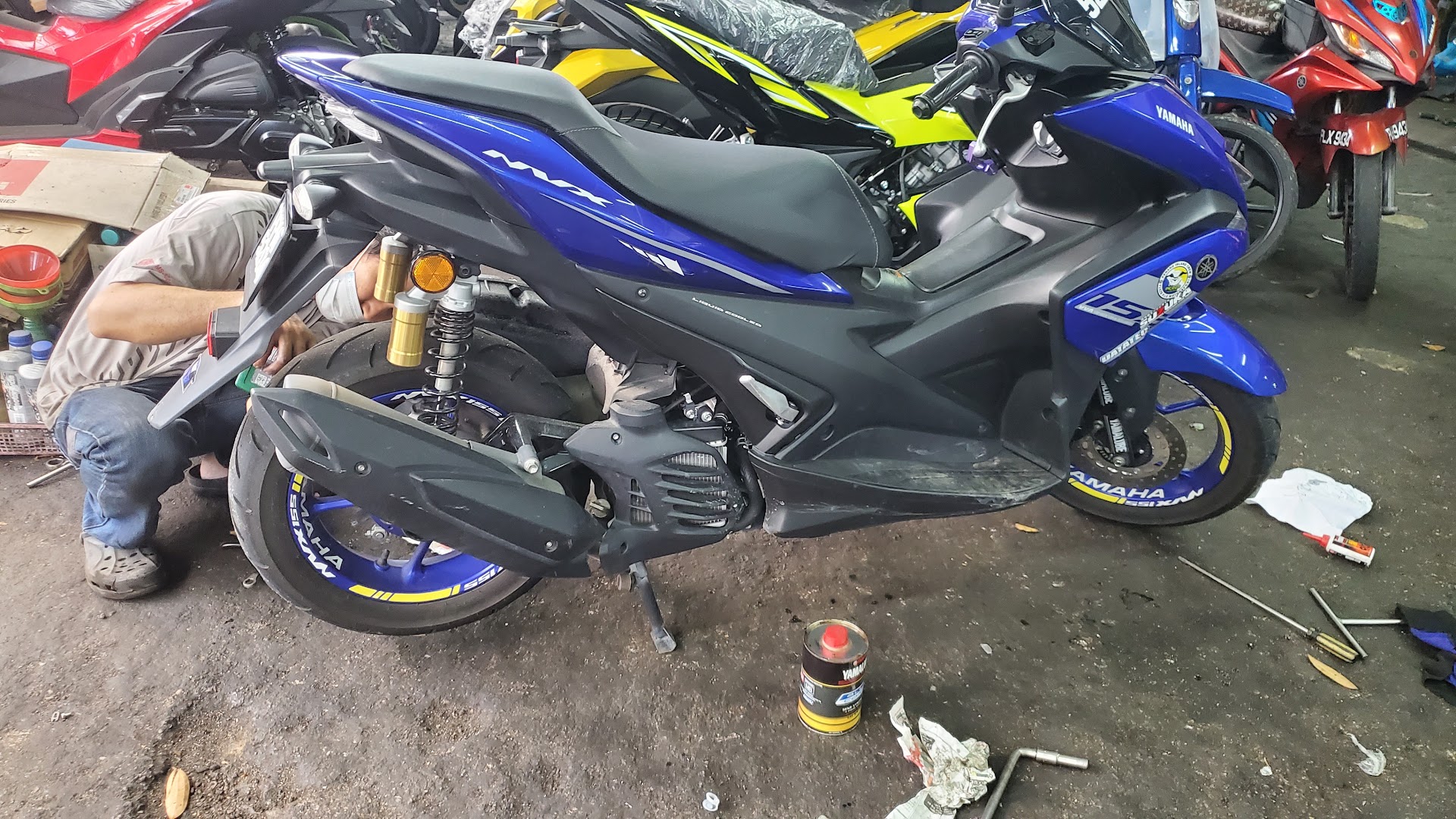Castrol Bike Point - HENG LEE MOTOR in Bukit Mertajam