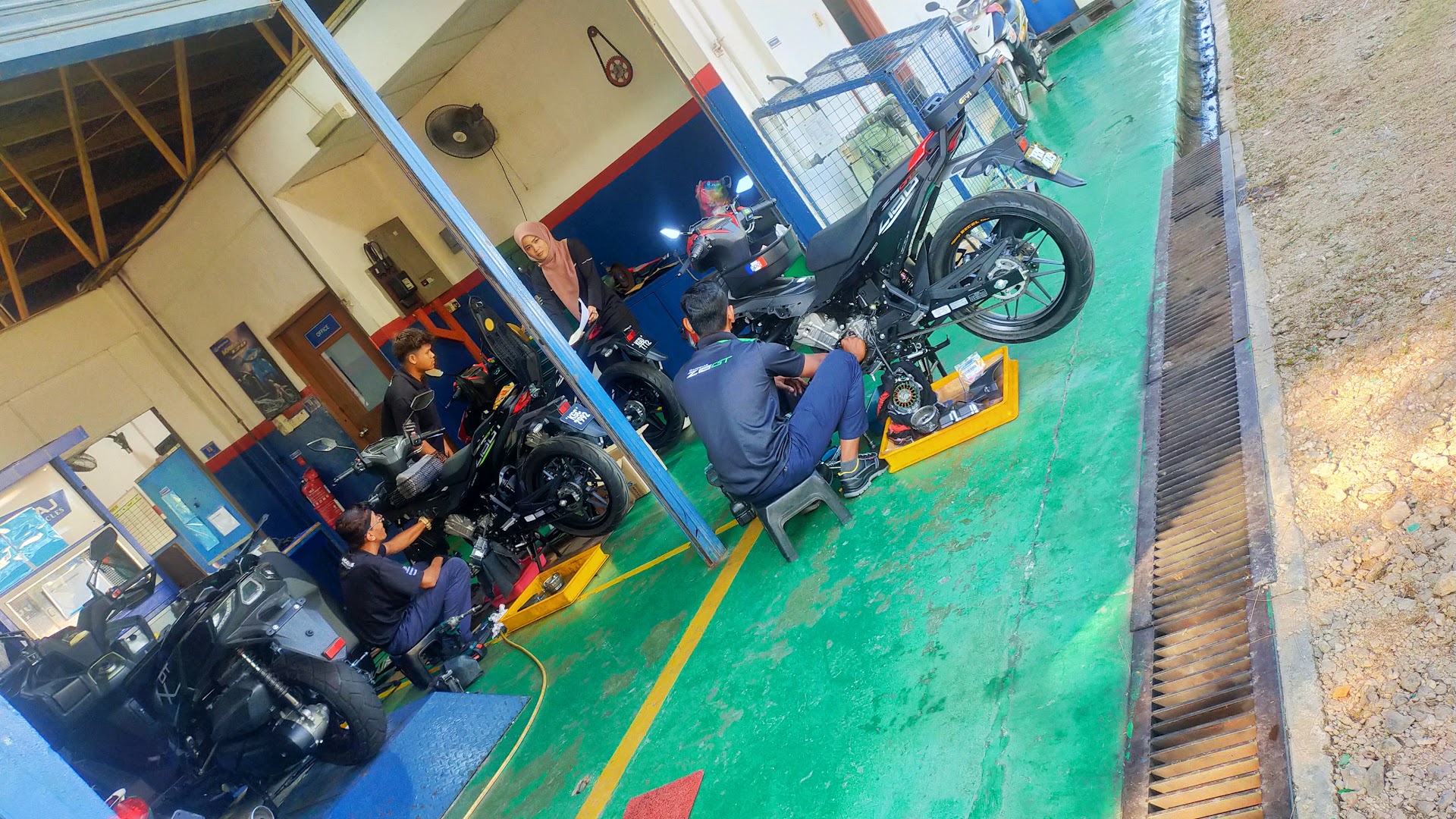 MODENAS Service Centre Gurun — photo 1