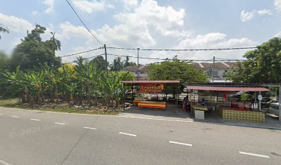 Muslin motor workshop in Telok Panglima Garang