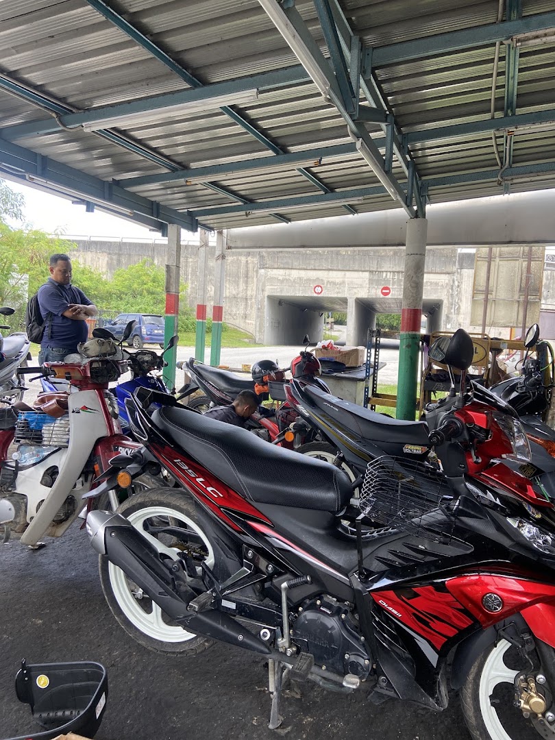 Castrol Bike Point - Zainaria Enterprise in Puchong